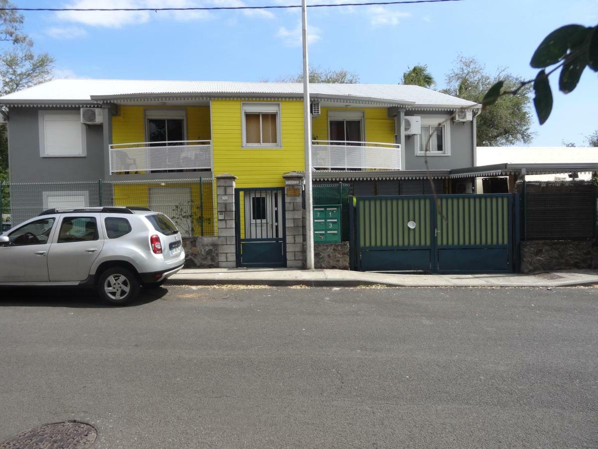 Residence Virginie Saint-Leu Exterior photo